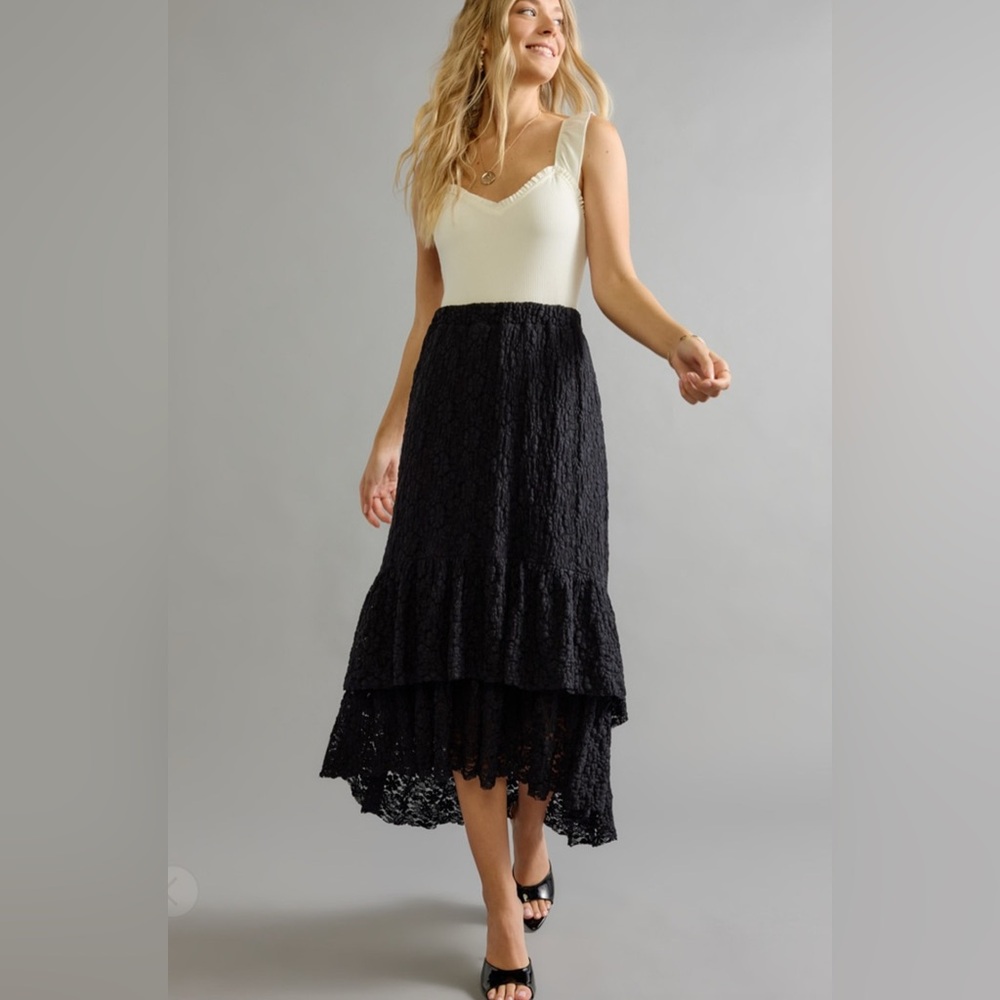 New Francesca’s Susie Black Lace Tiered Elegant Midi Skirt